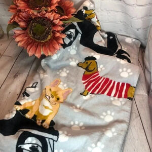 NWT dachshund and frenchie bath towel 100% cotton dog mom kids bath guest bath